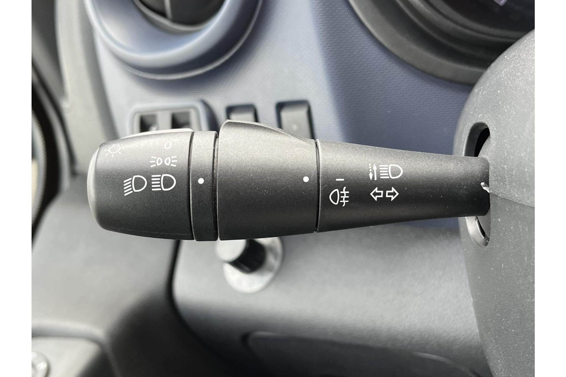 Opel Vivaro 1.6 CDTI L2H1 DC Edition*NAVI*CRUISE*HAAK*A/C*TEL*